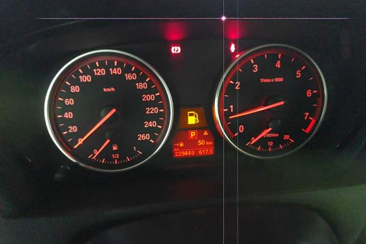 Used BMW X5 2013 xDrive35i Luxury Model Instrument Cluster