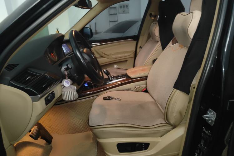 Used BMW X5 2013 xDrive35i Luxury Model Left Front Seat