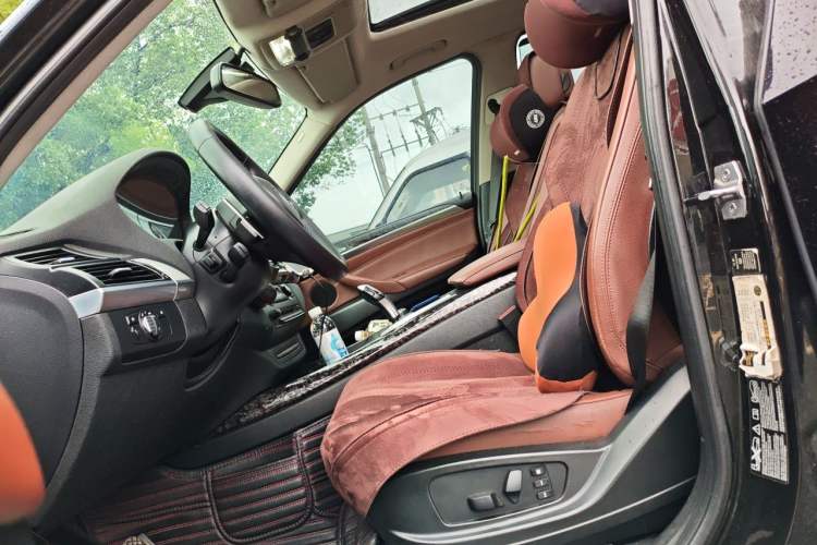 Used BMW X5 2013 xDrive35i Leading Model Left Front Seat