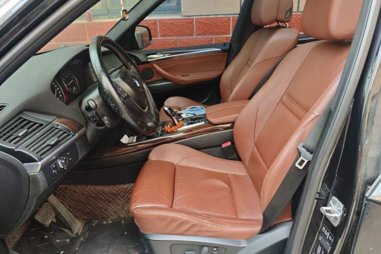 Used BMW X5 2013 xDrive35i Leading Model Left Front Seat