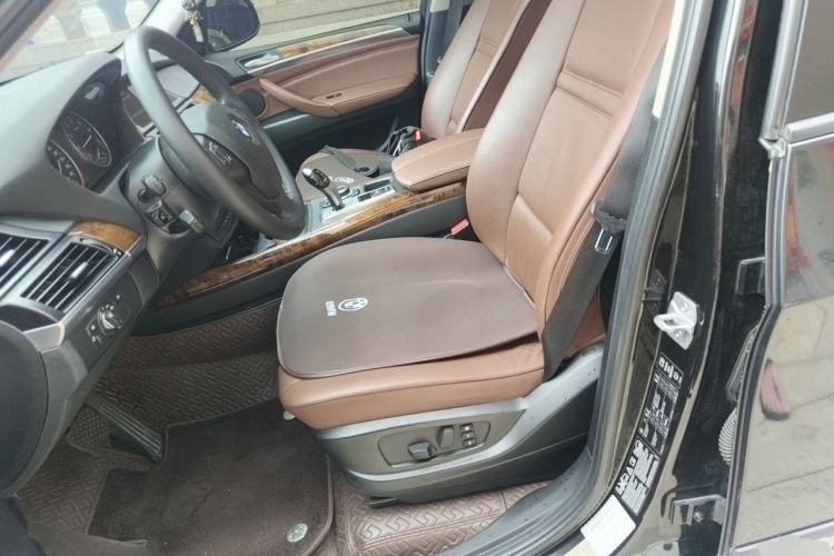 Used BMW X5 2013 xDrive35i Leading Model Left Front Seat