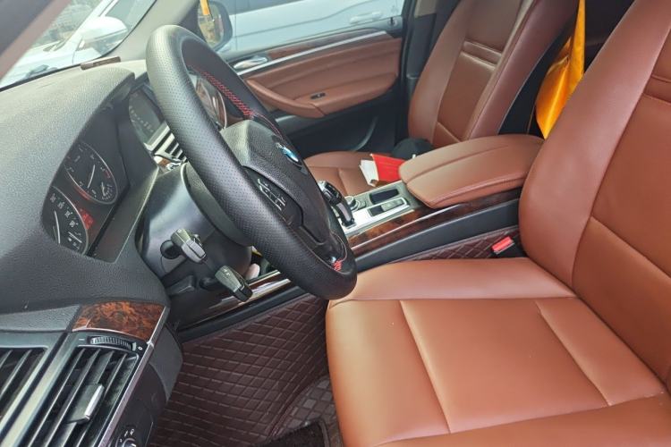 Used BMW X5 2013 xDrive35i Leading Model Left Front Seat
