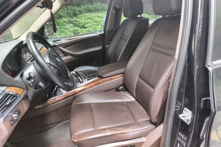 Used BMW X5 2013 xDrive35i Leading Model Left Front Seat