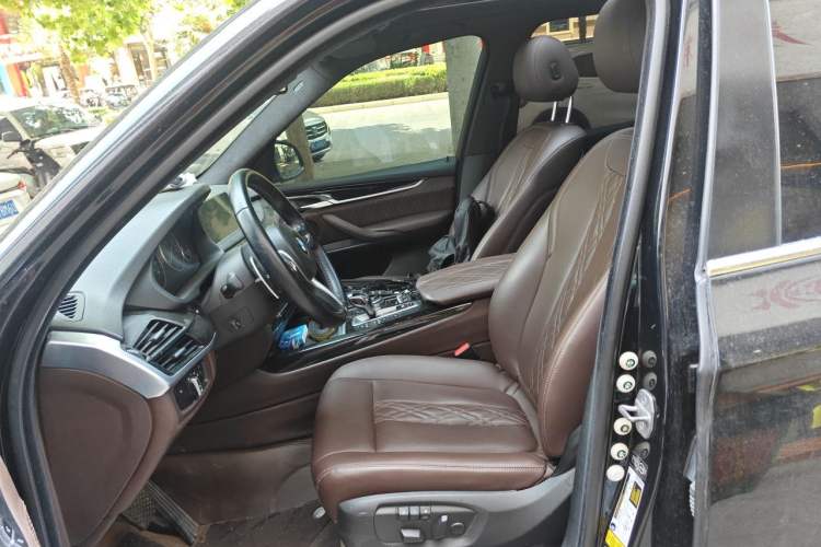 Used BMW X5  Left Front Seat