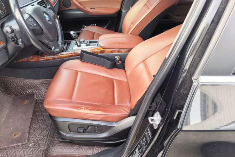 Used BMW X5 2013 xDrive35i Leading Model Left Front Seat
