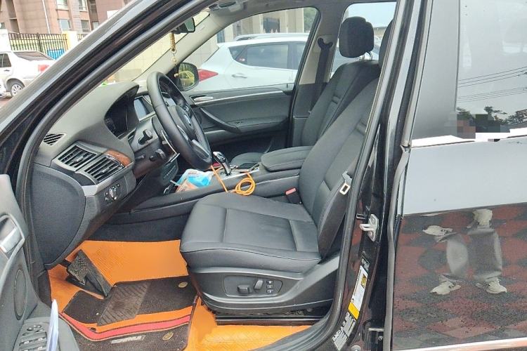 Used BMW X5  Left Front Seat