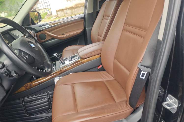 Used BMW X5 2013 xDrive35i Leading Model Left Front Seat
