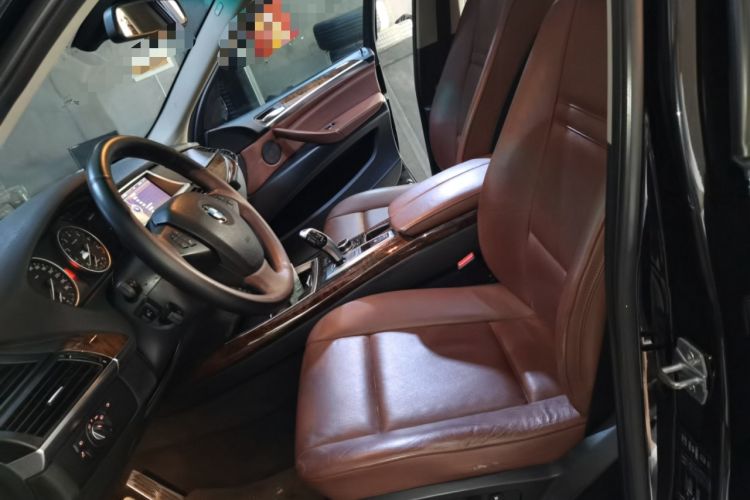 Used BMW X5 2013 xDrive35i Leading Model Left Front Seat