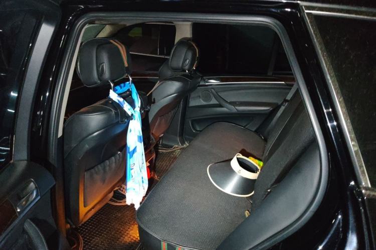 Used BMW X5 2013 xDrive35i Middle East version Left Rear Seat