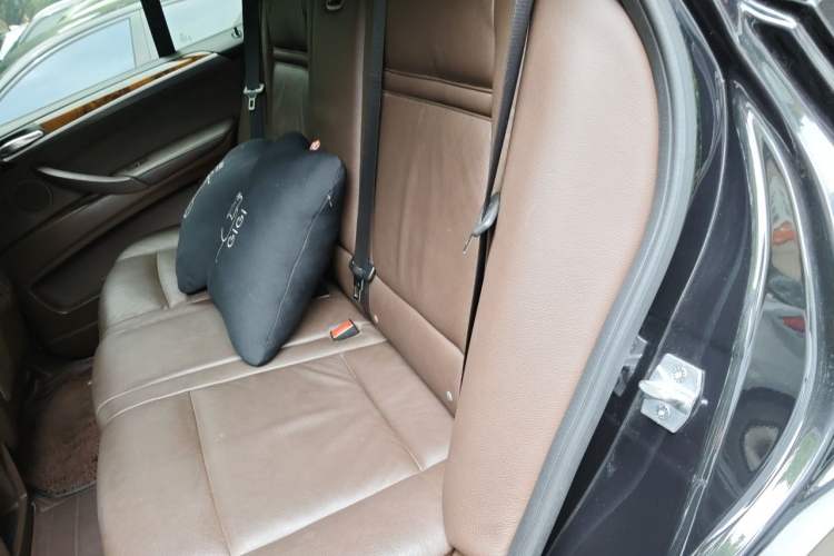 Used BMW X5 2013 xDrive35i Leading Model Left Rear Seat