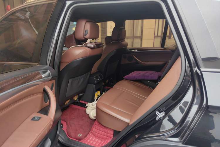 Used BMW X5 2013 xDrive35i Luxury Edition Left Rear Seat