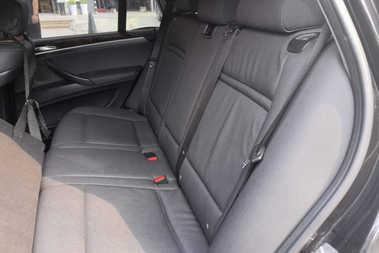 Used BMW X5 2013 xDrive35i Leading Model Left Rear Seat