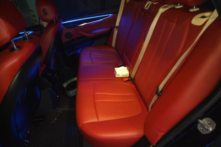 Used BMW X5 2013 xDrive35i Luxury Edition Left Rear Seat