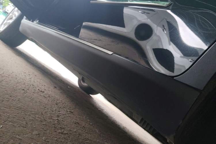 Used BMW X5 2013 xDrive35i Luxury Edition Left Side Sill