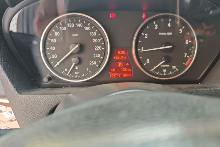 Used BMW X5 2013 xDrive35i Leading Model Odometer Close Up