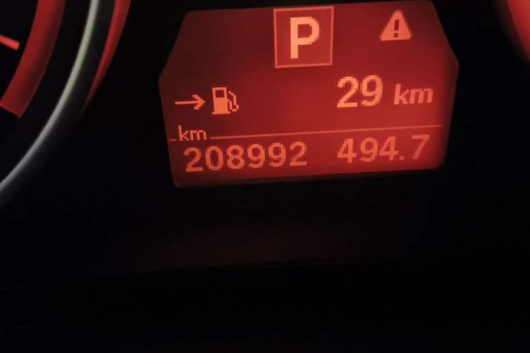 Used BMW X5  Odometer Close Up
