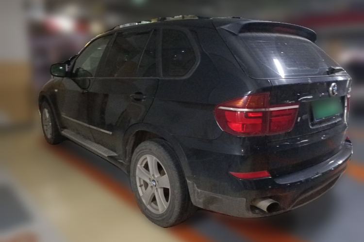 Used BMW X5 2013 xDrive35i Leading Model Rear Left 45 Deg