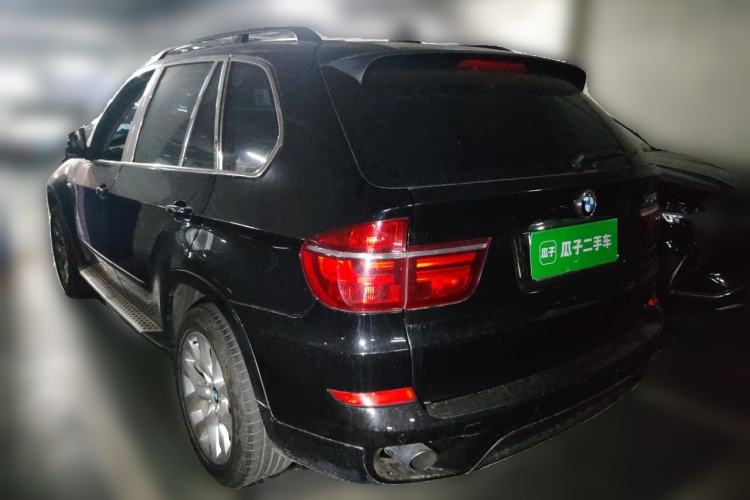 Used BMW X5 2013 xDrive35i Middle East version Rear Left 45 Deg