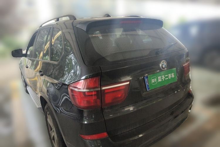 Used BMW X5 2013 xDrive35i U.S. specification Rear Left 45 Deg