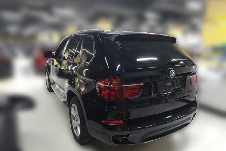 Used BMW X5  Rear Left 45 Deg