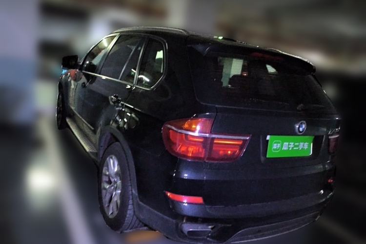 Used BMW X5 2013 xDrive35i Leading Model Rear Left 45 Deg