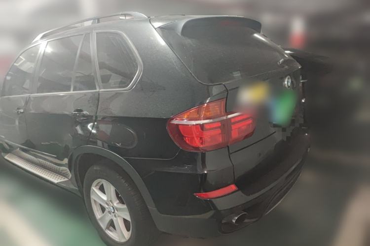 Used BMW X5 2013 xDrive35i Leading Model Rear Left 45 Deg