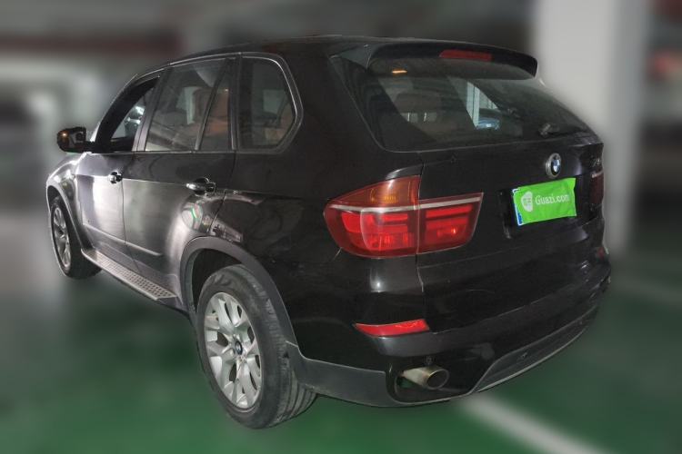 Used BMW X5 2013 xDrive35i Leading Model Rear Left 45 Deg