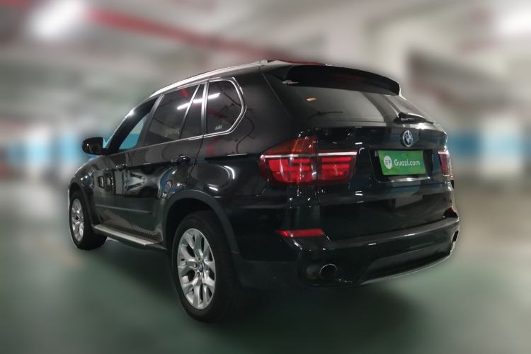 Used BMW X5 2013 xDrive35i Luxury Edition Rear Left 45 Deg
