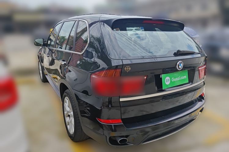 Used BMW X5 2013 xDrive35i Luxury Edition Rear Left 45 Deg