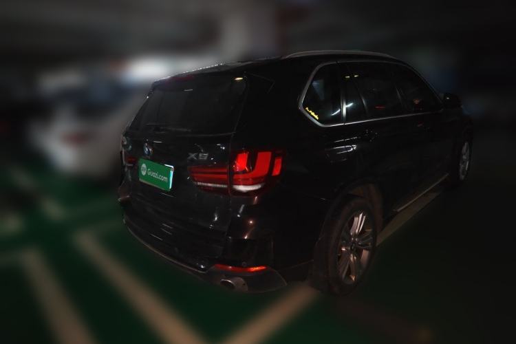 Used BMW X5 2013 xDrive35i Leading Model Rear Right 45 Deg