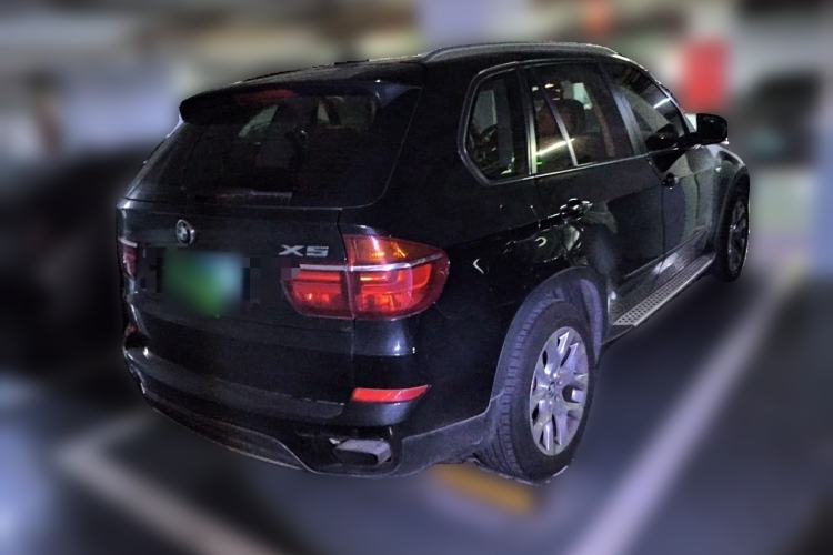 Used BMW X5 2013 xDrive35i Leading Model Rear Right 45 Deg
