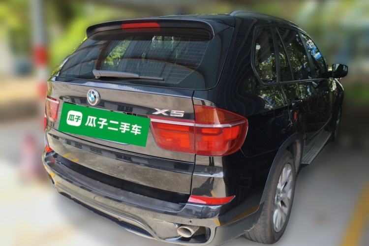 Used BMW X5 2013 xDrive35i Leading Model Rear Right 45 Deg