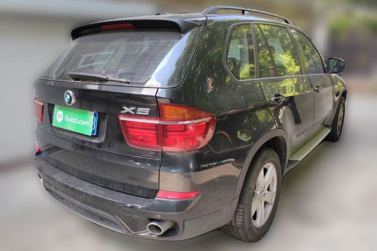 Used BMW X5 2013 xDrive35i Leading Model Rear Right 45 Deg