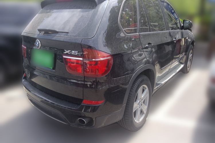 Used BMW X5 2013 xDrive35i Leading Model Rear Right 45 Deg