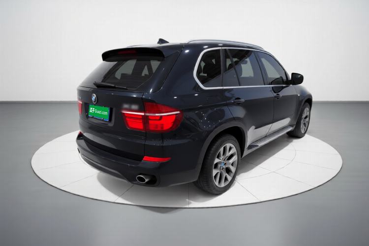 Used BMW X5 2013 xDrive35i Leading Model Rear Right 45 Deg