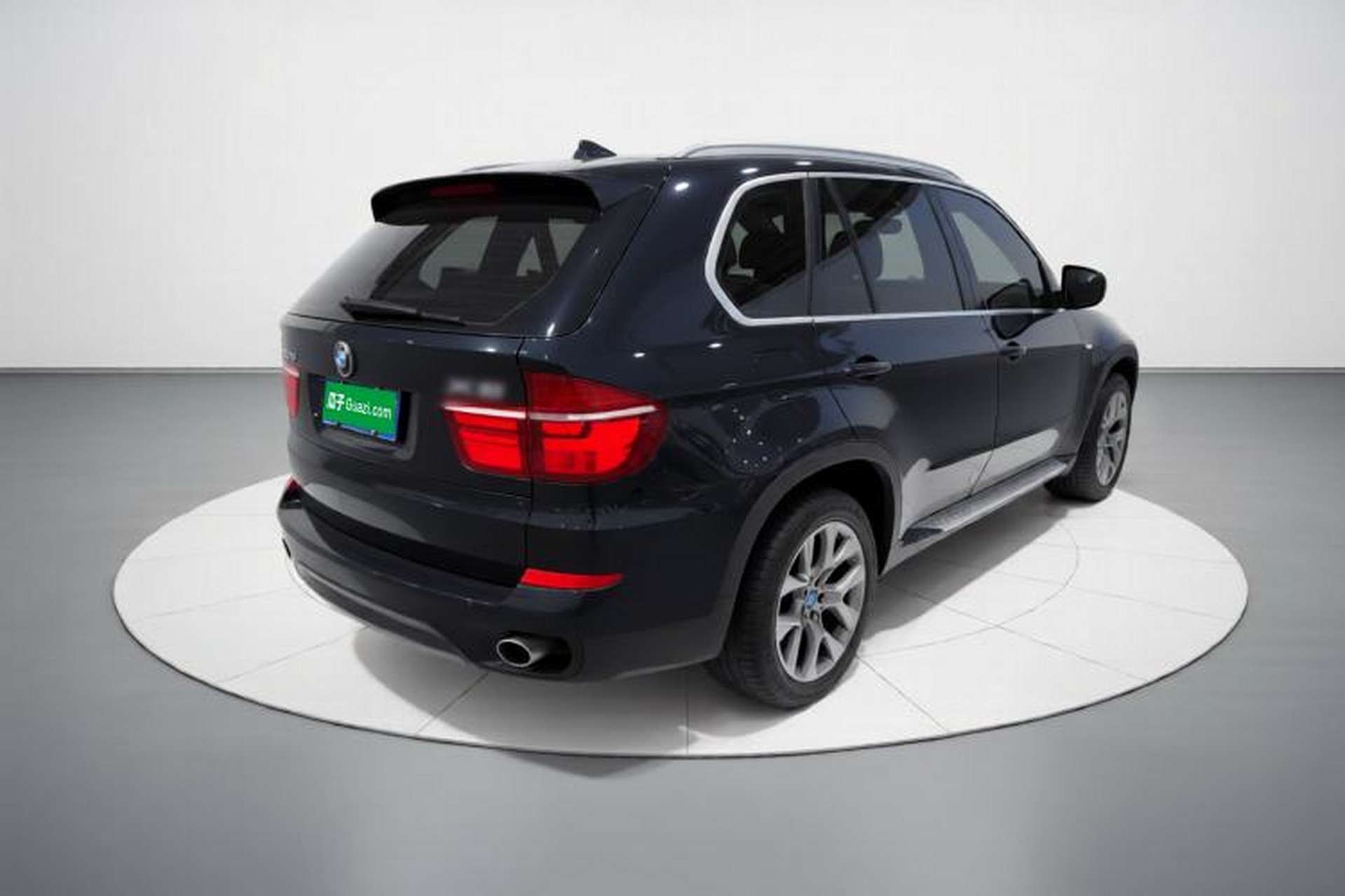 Used BMW X5 2013 xDrive35i Leading Model Rear Right 45 Deg