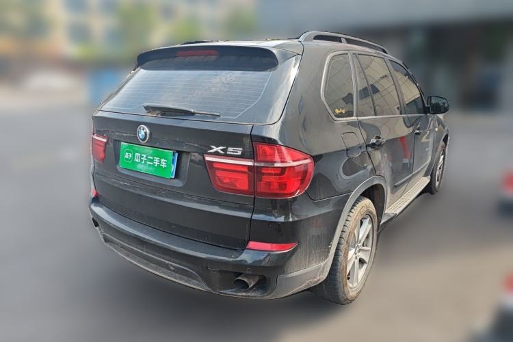 Used BMW X5 2013 xDrive35i Leading Model Rear Right 45 Deg