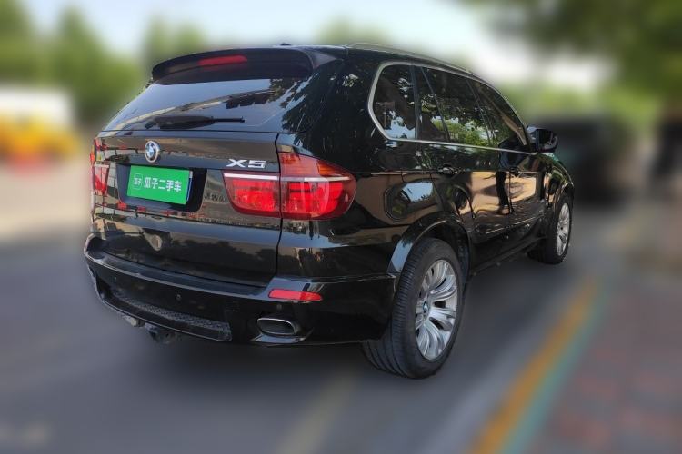 Used BMW X5 2013 xDrive35i Leading Model Rear Right 45 Deg