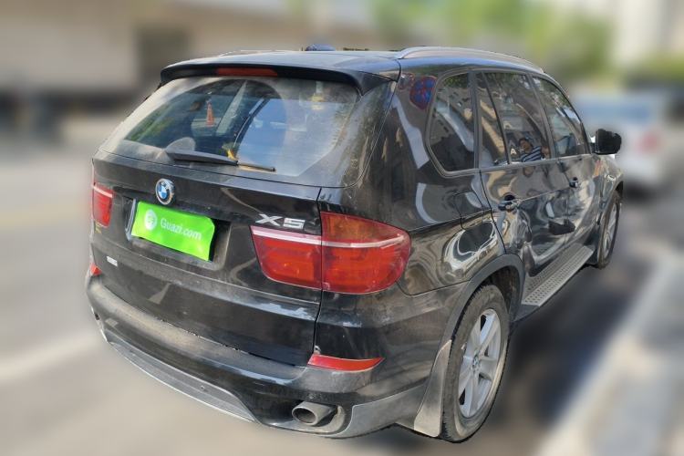 Used BMW X5 2013 xDrive35i Middle East version Rear Right 45 Deg