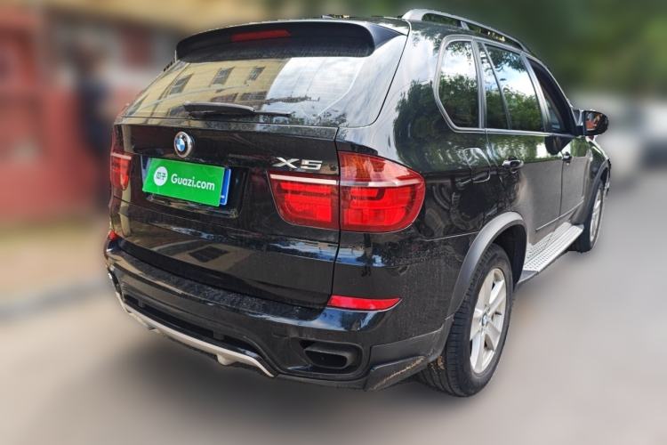 Used BMW X5 2013 xDrive35i Leading Model Rear Right 45 Deg