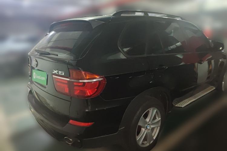 Used BMW X5 2013 xDrive35i Leading Model Rear Right 45 Deg