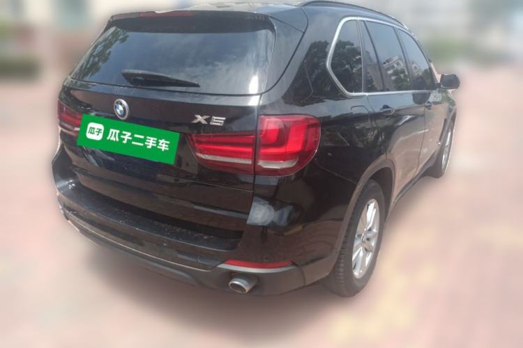 Used BMW X5 2013 xDrive35i Leading Model Rear Right 45 Deg