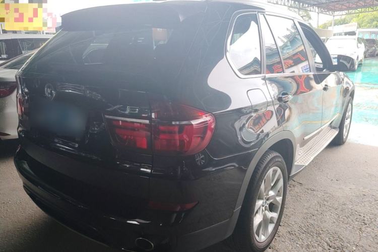 Used BMW X5 2013 xDrive35i Luxury Edition Rear Right 45 Deg