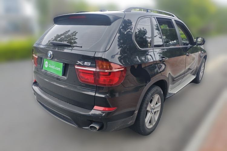 Used BMW X5 2013 xDrive35i Leading Model Rear Right 45 Deg