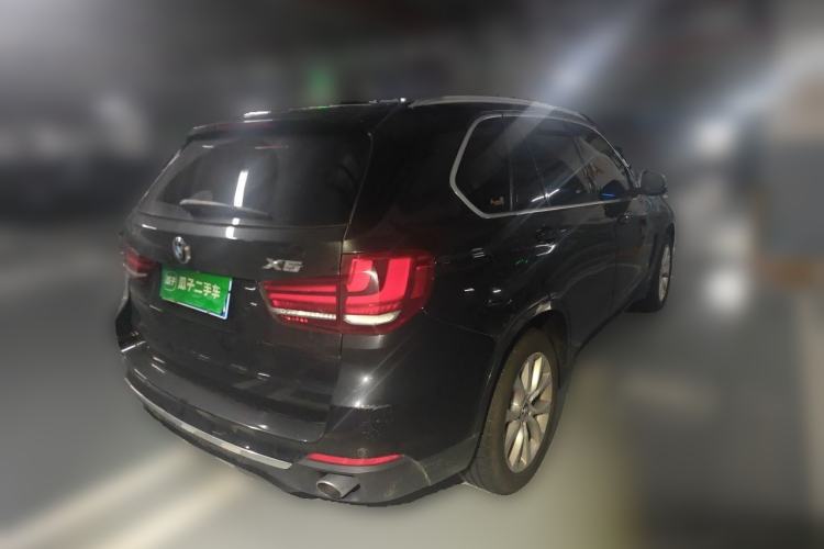 Used BMW X5 2013 xDrive35i Luxury Edition Rear Right 45 Deg