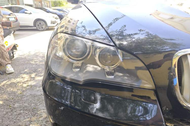 Used BMW X5  Right Front Headlight
