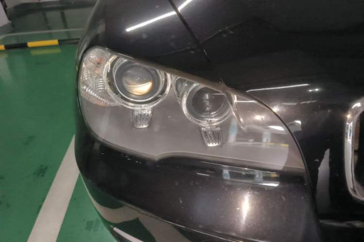 Used BMW X5 2013 xDrive35i U.S. specification Right Front Headlight