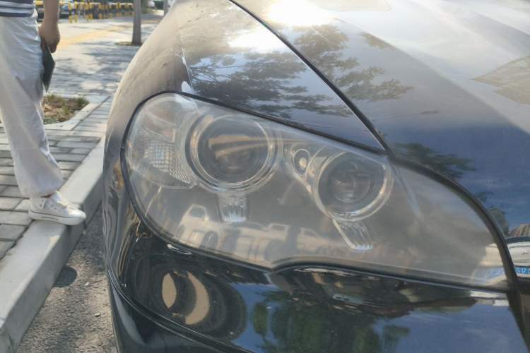 Used BMW X5 2013 xDrive35i Middle East version Right Front Headlight
