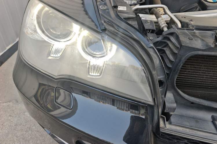 Used BMW X5 2013 xDrive35i U.S. specification Right Front Headlight