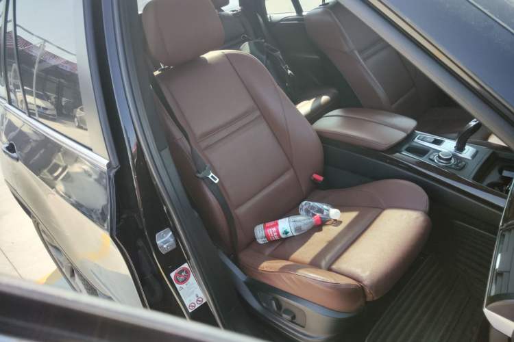 Used BMW X5 2013 xDrive35i Leading Model Right Front Seat